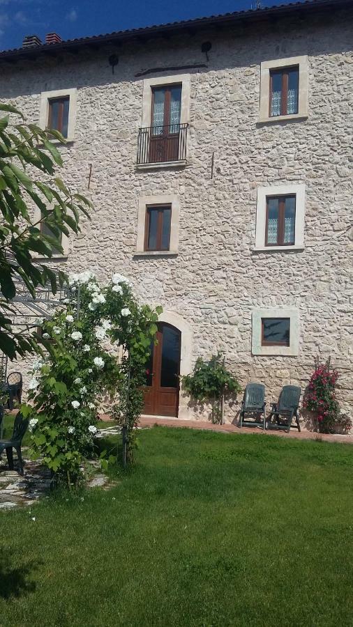 Alloggi Agrituristici Antica Dimora Villa San Demetrio ne' Vestini Exterior photo